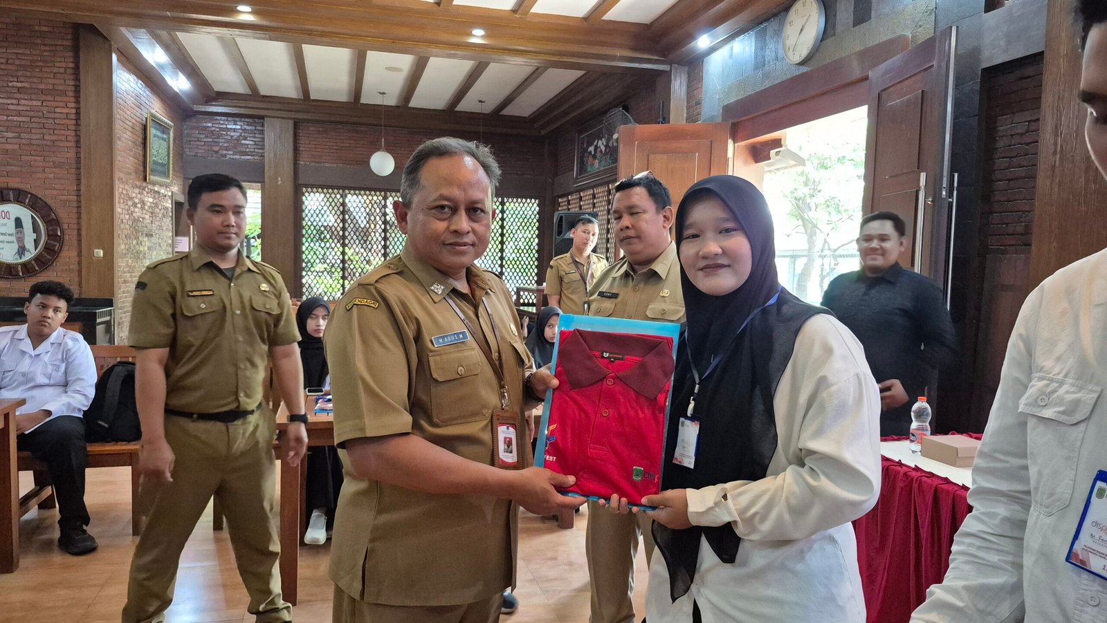 Dokumentasi Sesi 2 Foto 6